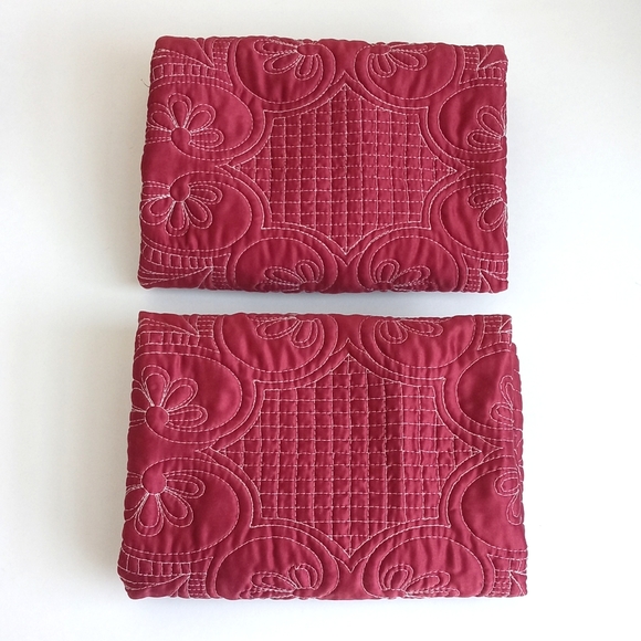 Set of 2 Standard Bohemian / Old Hollywood Glam Red Satin Pillow Shams - Picture 12 of 13